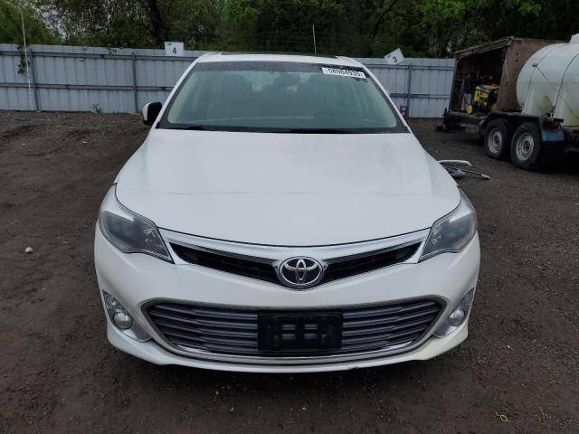 4T1BK1EB1FU167743 - 2015 TOYOTA AVALON XLE WHITE photo 5