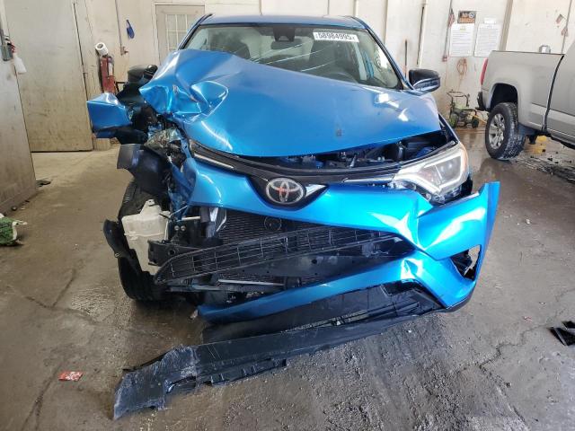 JTMBFREV4HD220911 - 2017 TOYOTA RAV4 LE BLUE photo 5