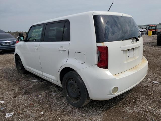 JTLKE50E881046222 - 2008 TOYOTA SCION XB WHITE photo 2