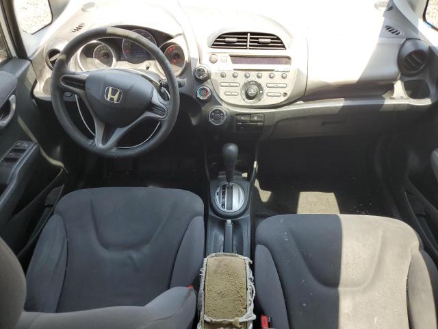 JHMGE8H23AC015823 - 2010 HONDA FIT WHITE photo 8