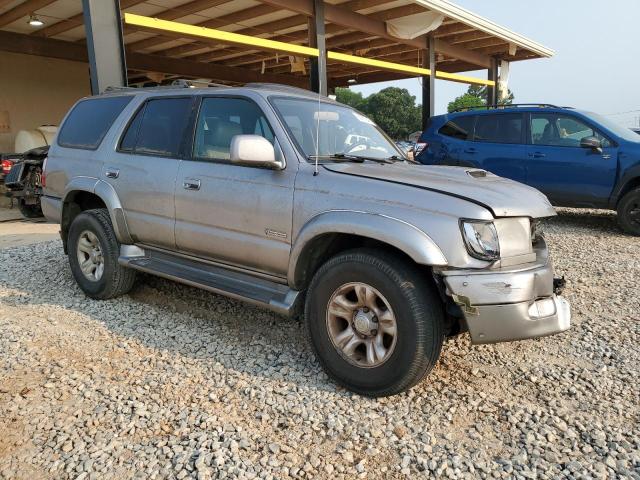 JT3GN86R620232307 - 2002 TOYOTA 4RUNNER SR5 银色 照片 4