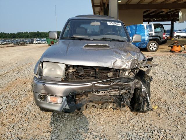 JT3GN86R620232307 - 2002 TOYOTA 4RUNNER SR5 银色 照片 5