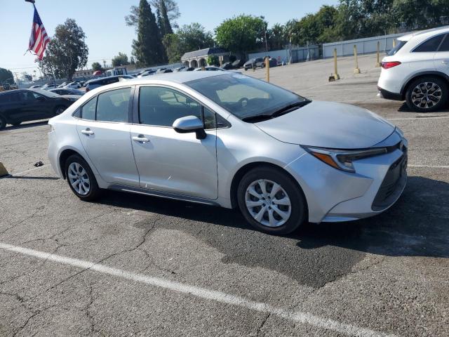 JTDBCMFE6PJ009140 - 2023 TOYOTA COROLLA LE ვერცხლისფერი ფოტო 4