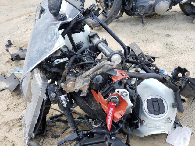 ML5EXER16PDA87218 - 2023 KAWASAKI EX650 R Графитовый фото 8