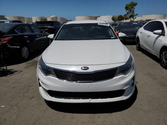 5XXGT4L33GG016334 - 2016 KIA OPTIMA LX WHITE photo 5