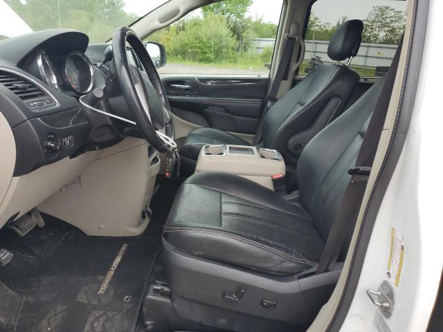 2C4RC1CG2FR697375 - 2015 CHRYSLER TOWN & COU TOURING L WHITE photo 7