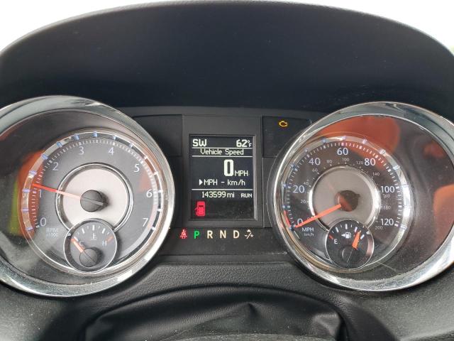 2C4RC1CG2FR697375 - 2015 CHRYSLER TOWN & COU TOURING L WHITE photo 9