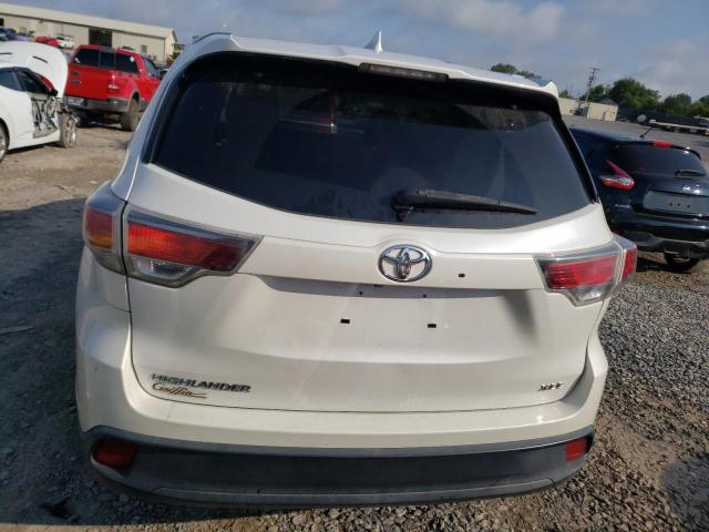 5TDKKRFH2GS152082 - 2016 TOYOTA HIGHLANDER XLE WHITE photo 6