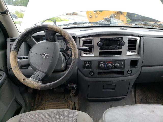 1D7HU18227J523582 - 2007 DODGE RAM 1500 ST SILVER photo 8