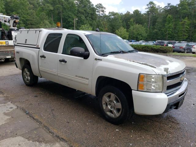 3GCUKUEJ8BG300405 - 2011 CHEVROLET SILVERADO K1500 HYBRID WHITE photo 4