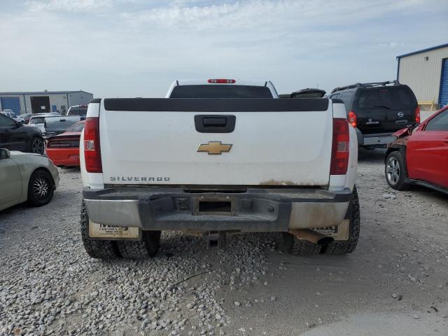 1GC7CZBG0AF124580 - 2010 CHEVROLET SILVERADO C3500 WHITE photo 6