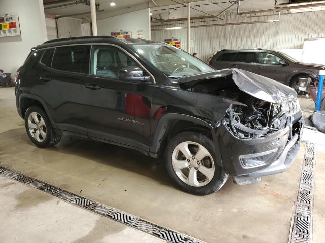 3C4NJDBB7KT662172 - 2019 JEEP COMPASS LATITUDE 黑色 照片 4