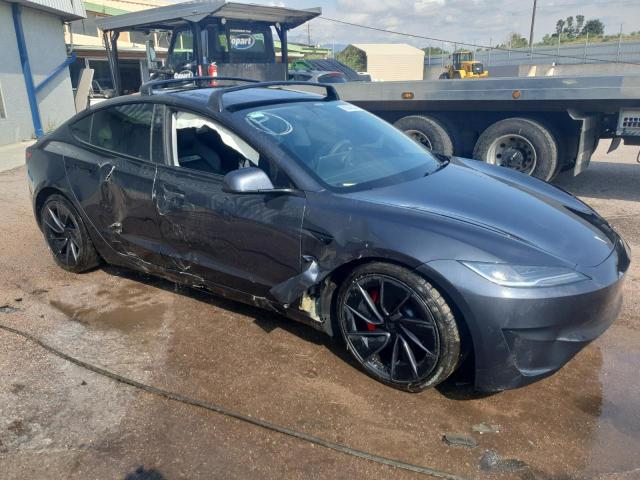 5YJ3E1ET5RF793785 - 2024 TESLA MODEL 3 Մոխրագույն լուսանկար 4