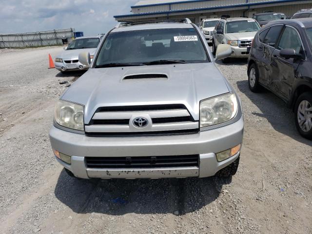 JTEBU14R950068845 - 2005 TOYOTA 4RUNNER SR5 SILVER photo 5