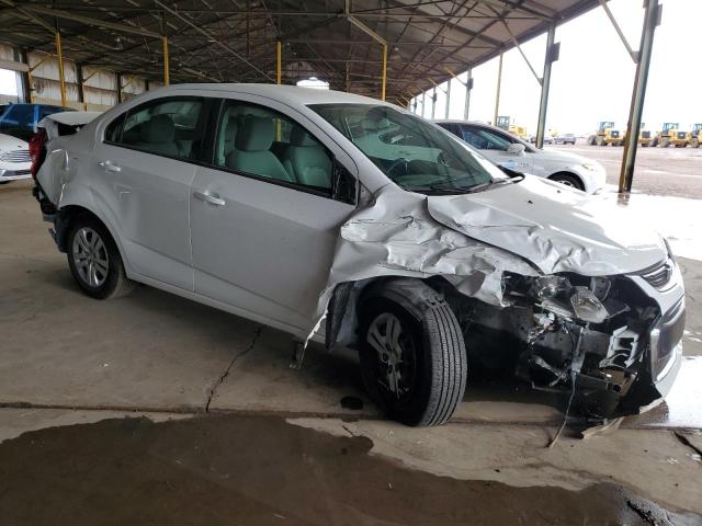 1G1JB5SH3H4178044 - 2017 CHEVROLET SONIC LS WHITE photo 4