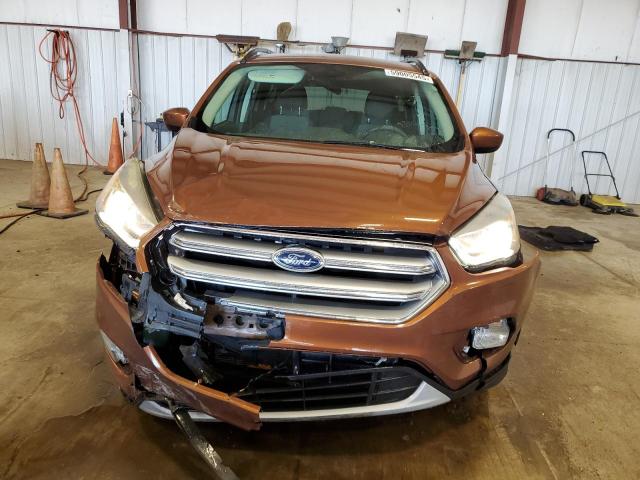1FMCU9GD7HUA37707 - 2017 FORD ESCAPE SE BROWN photo 5