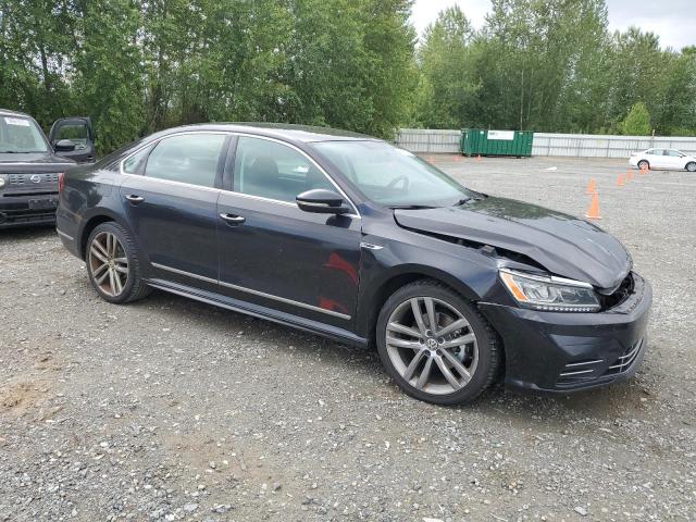 1VWDT7A31HC017388 - 2017 VOLKSWAGEN PASSAT R-LINE შავი ფოტო 4