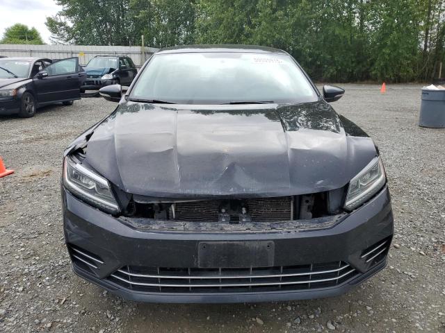 1VWDT7A31HC017388 - 2017 VOLKSWAGEN PASSAT R-LINE შავი ფოტო 5