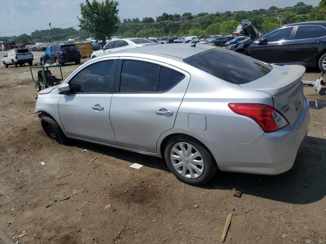 3N1CN7AP9KL864024 - 2019 NISSAN VERSA S SILVER photo 2