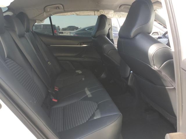 4T1G11AK6PU790565 - 2023 TOYOTA CAMRY SE NIGHT SHADE WHITE photo 10