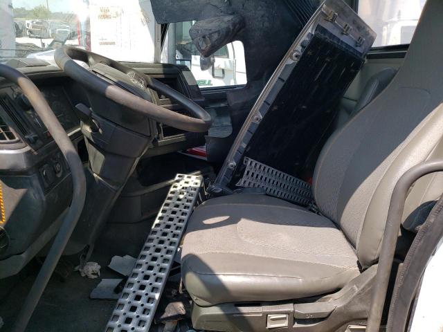 4V4WC9EH0KN247615 - 2019 VOLVO VNR 白色 照片 5