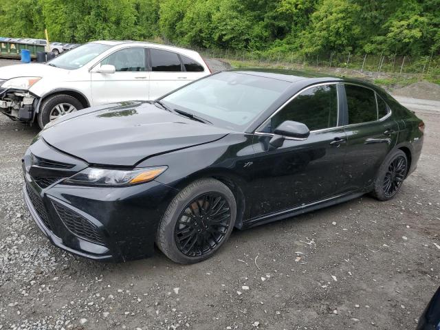 4T1G11AK1RU258885 - 2024 TOYOTA CAMRY SE NIGHT SHADE BLACK photo 1