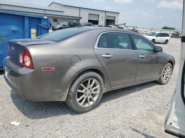 1G1ZE5E10BF130456 - 2011 CHEVROLET MALIBU LTZ بني صورة 3