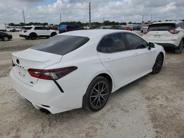 4T1T11AK3PU826548 - 2023 TOYOTA CAMRY SE NIGHT SHADE WHITE photo 3