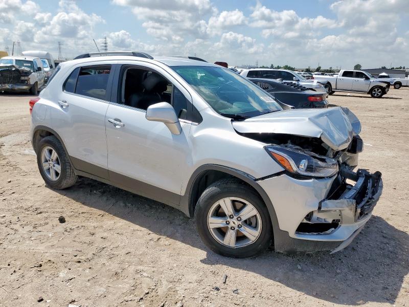 3GNCJLSB5LL282158 - 2020 CHEVROLET TRAX 1LT SILVER photo 4