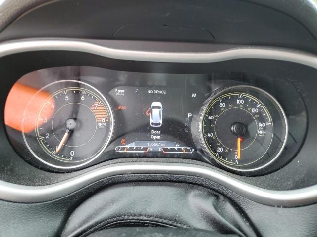 1C4PJMBS2GW255368 - 2016 JEEP CHEROKEE TRAILHAWK ORANGE photo 9