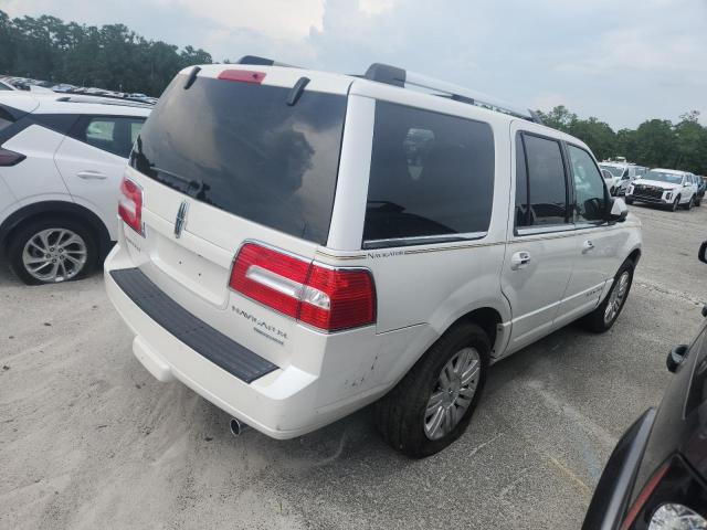 5LMJJ2H5XDEL04855 - 2013 LINCOLN NAVIGATOR WHITE photo 3