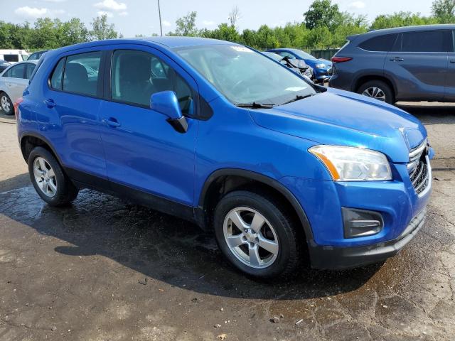 KL7CJPSB9FB070009 - 2015 CHEVROLET TRAX 1LS BLUE photo 4