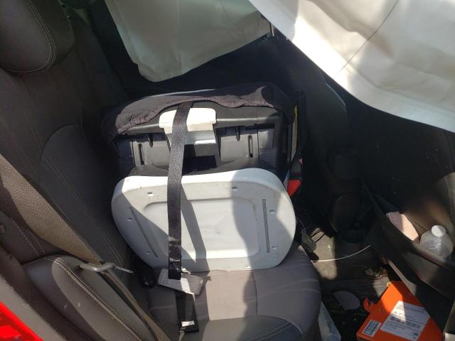 KL8CD6S91FC764133 - 2015 CHEVROLET SPARK 1LT RED photo 11