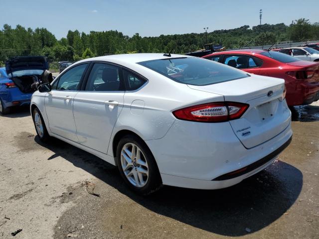 1FA6P0H74E5380533 - 2014 FORD FUSION SE WHITE photo 2