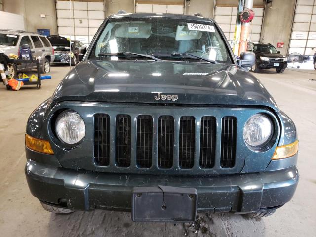 1J4GL38K55W641480 - 2005 JEEP LIBERTY RENEGADE 绿色 照片 5