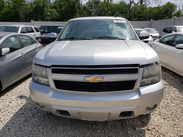 1GNUKBE03AR265550 - 2010 CHEVROLET TAHOE K1500 LT SILVER photo 5