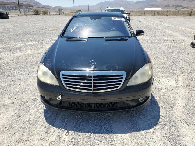 WDDNG71X28A185945 - 2008 MERCEDES-BENZ S 550 BLACK photo 5