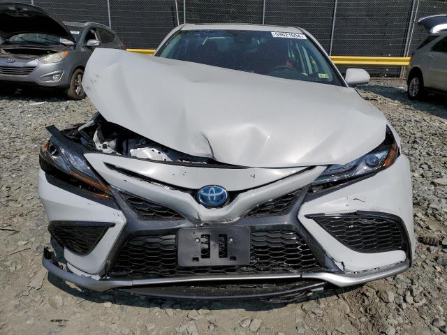 4T1K31AK1RU078245 - 2024 TOYOTA CAMRY XSE WHITE photo 5