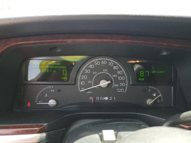 1LNHM81W03Y645354 - 2003 LINCOLN TOWN CAR EXECUTIVE BLACK photo 9