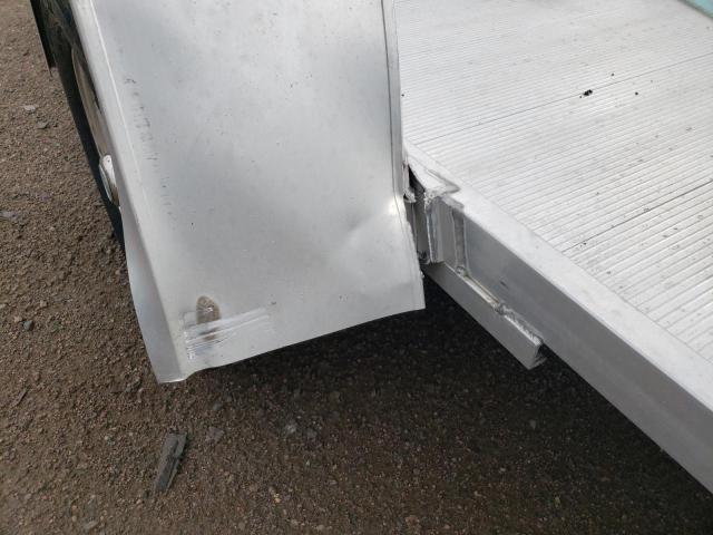 1YGUS1011GB133764 - 2016 ALUM TRAILER SILVER photo 9