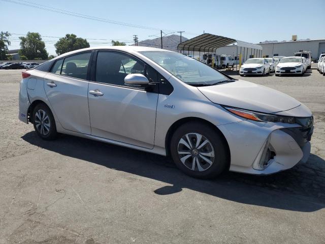 JTDKARFP6K3111393 - 2019 TOYOTA PRIUS PRIM SILVER photo 4