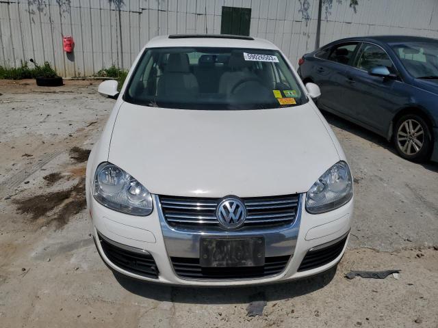 3VWRZ7AJ7AM158876 - 2010 VOLKSWAGEN JETTA SE WHITE photo 5