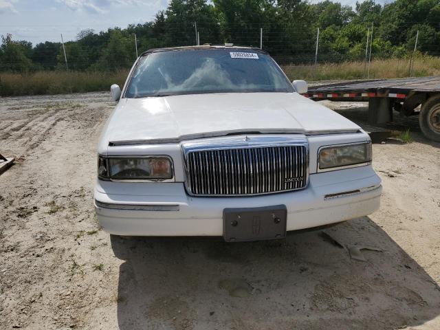 1LNLM81WXTY689033 - 1996 LINCOLN TOWN CAR EXECUTIVE WHITE photo 5