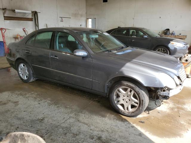 WDBUF87J56X185139 - 2006 MERCEDES-BENZ E 350 4MATIC GRAY photo 4