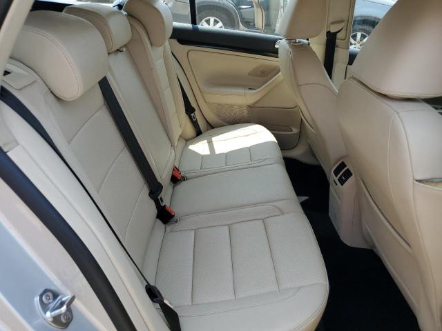 3VWPL7AJ0AM647774 - 2010 VOLKSWAGEN JETTA TDI 银色 照片 11