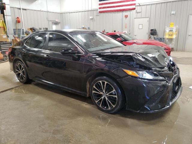 4T1B11HK3JU092888 - 2018 TOYOTA CAMRY L შავი ფოტო 4