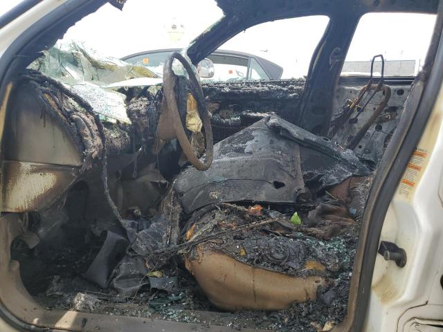 1LNHM81WX4Y633052 - 2004 LINCOLN TOWN CAR EXECUTIVE WHITE photo 7