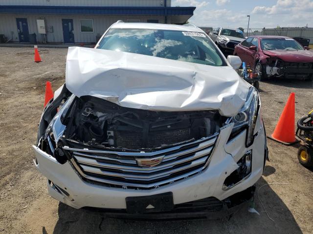 1GYKNDRS4HZ307081 - 2017 CADILLAC XT5 LUXURY WHITE photo 5