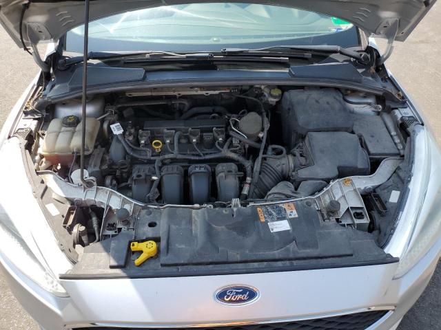 1FADP3E26FL226372 - 2015 FORD FOCUS S SILVER photo 11