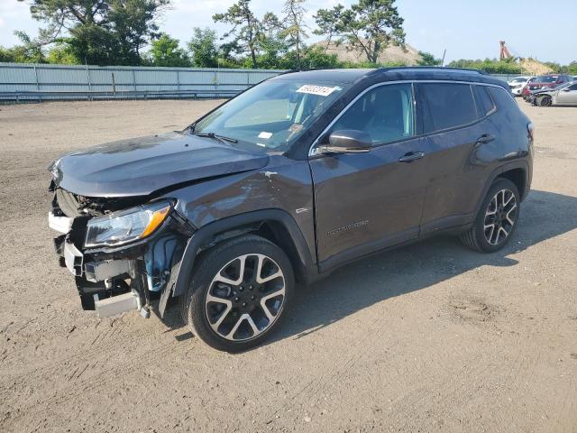 3C4NJDCB3KT761098 - 2019 JEEP COMPASS LIMITED CHARCOAL photo 1